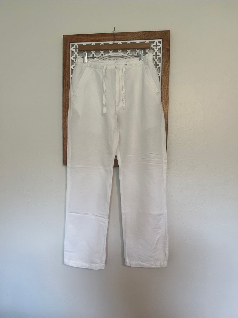 Woman White Drawstring Lounge